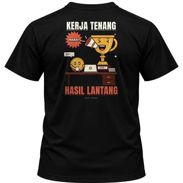 Mockup kaos hitam Kreasi Pandawa tampak belakang, sablon punggung: Kerja tenang, hasil lantang