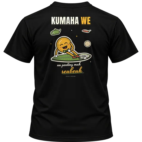 Mockup kaos hitam Kreasi Pandawa tampak belakang, sablon punggung: Kumaha we, nu penting mah seubeuh