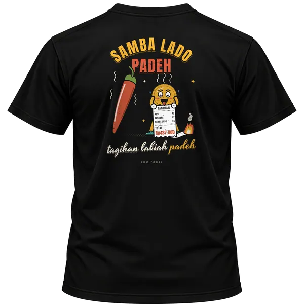 Mockup kaos hitam Kreasi Pandawa tampak belakang, sablon punggung: Samba lado padeh, tagihan labiah padeh