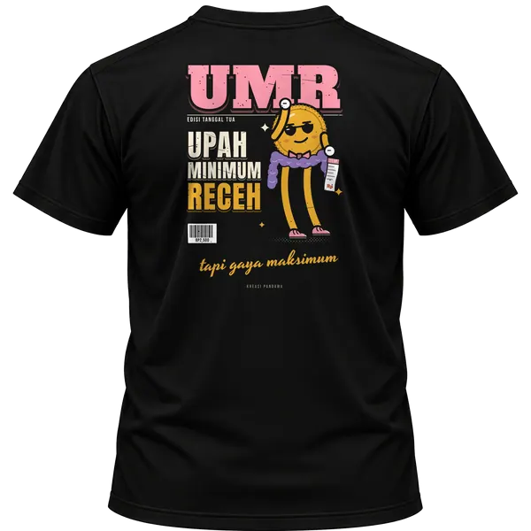 Mockup kaos hitam Kreasi Pandawa tampak belakang, sablon punggung: UMR: Upah Minimum Receh, tapi gaya maksimum