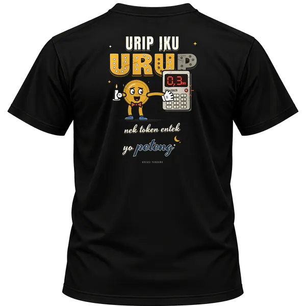 Mockup kaos hitam Kreasi Pandawa tampak belakang, sablon punggung: Urip iku urup, nek token entek yo peteng